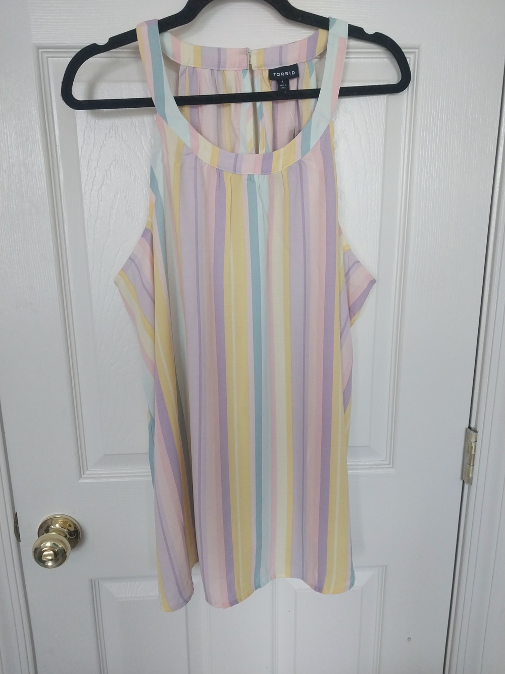 Torrid Pastel Halter Top Size 1, 1X, Or 14/16